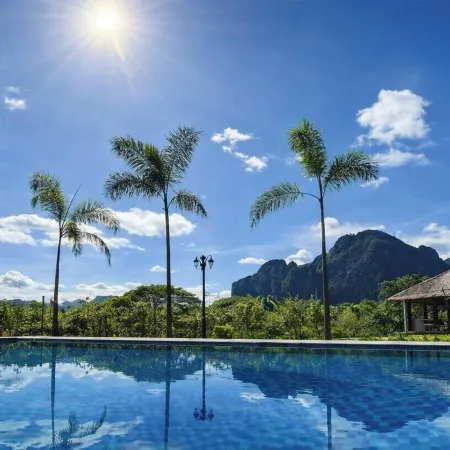 Nature Resort Vangvieng Отели рядом с достопримечательностью «Храм Kang»