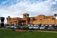 Radisson Hotel El Paso Airport - Pysäköinti