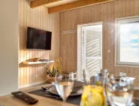 Cozy Holiday Home with Pool for 8 - balcón