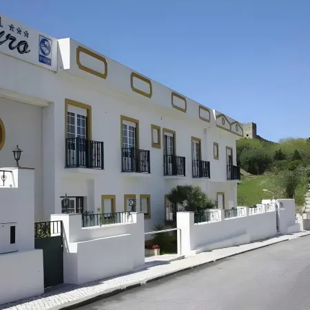 Hotel Louro