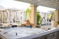 Peridis Family Resort - Spa