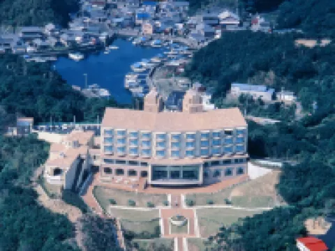 Sunperla Shima Hotels near Shimaisobe Station