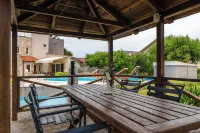 Villa Jelena Vir Near Beach - Pools