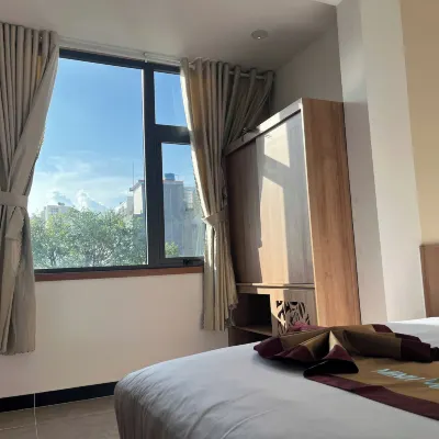 MINH MINH NAM 3 HOTEL Hotels near Ninh Kieu Wharf