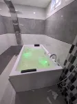 StayVilla Prime - vasca da bagno