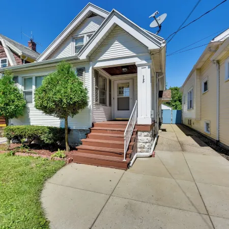 Buffalo Vacation Rental ~ 8 Mi from Canalside!