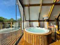 Chalé Folk Village Moderno com jacuzzi