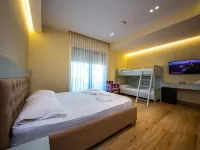 Hotel Bella Vista Hotels in Golem