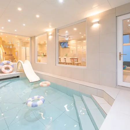Gyeongju Wony Uni Kids Pool Villa Отели рядом с достопримечательностью «Храм Голгулса»