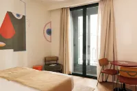 Blume Cruz Suites