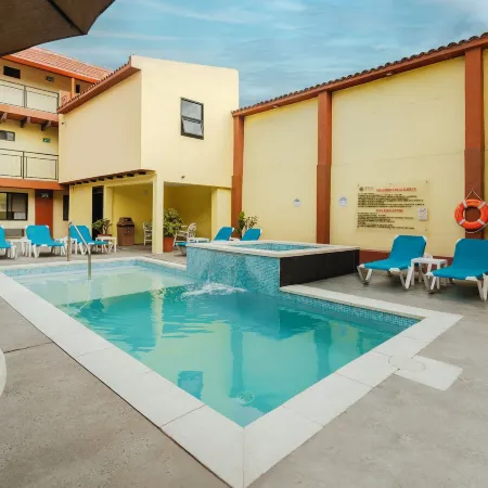 La Pinta Hotel
