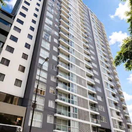 Miraflores Nest Upper Pardo, Rooftop Pool, Gym, AC, Near Kennedy Park