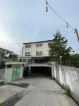 J Residence Hostel Ciumbuleuit โรงแรมใน