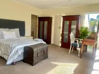Hout Bay Gem 61 Milner - Homestays