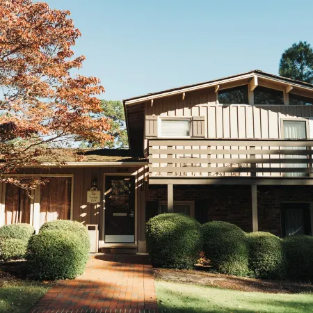 Pine Needles Lodge