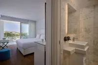 Hotel Napa Suites (Adults Only) - С бассейном
