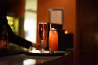 Hart's Hotel - bar