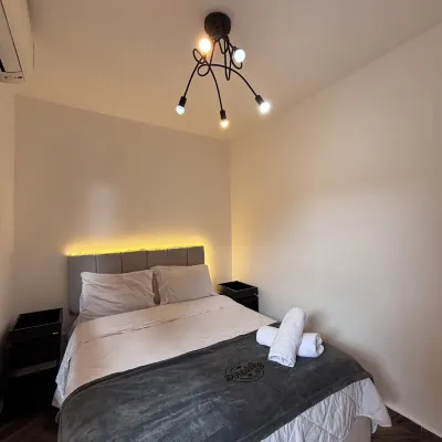 Youse Hostel - Usp Acadepol Hotels near Villa-Lobos Park
