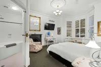 Arundel's Boutique Accommodation