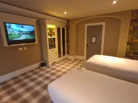 Kinnitty Castle Hotel Hotels in County Offaly
