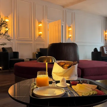 Hotel Nare