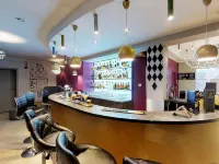 Ibis Styles Gniezno Stare Miasto - Bares