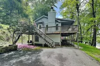 Lakeside Ease - Homestays