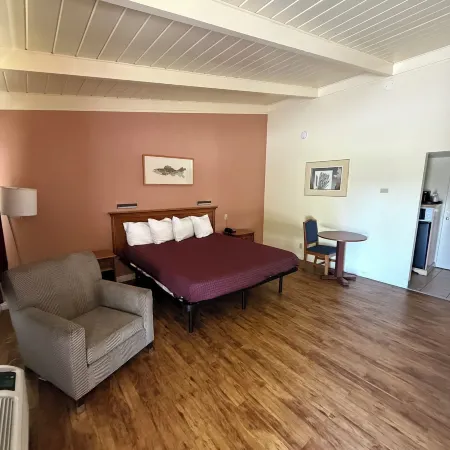 Americas Best Value Inn and Suites Oroville