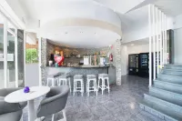 Nura Condor - Bar