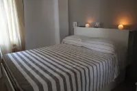 Room-Camelia - Stanza Matrimoniale - B&b - Guest houses