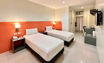 Travelbee Airport Inn