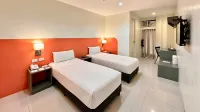 Travelbee Airport Inn