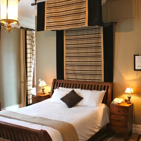 Jackson Court Hotel
