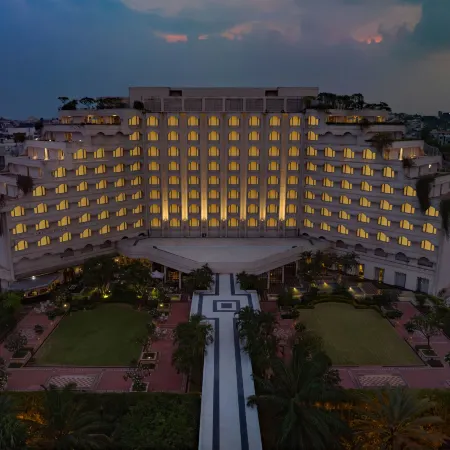 Taj Krishna Отели рядом с достопримечательностью «Район Пунжагутта»