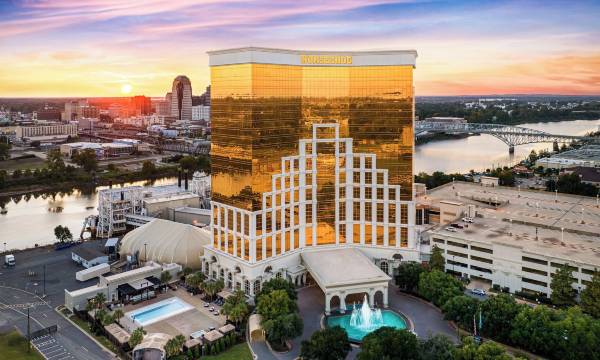 Horseshoe Bossier City– A Caesars Rewards Destination
