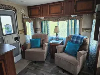 A: Tractor Bar - Near Summersville Lake and New River Gorge National Park - 2성급