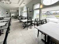 BayVue Hotel, Resort & Suites - breakfast
