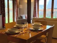 Cabin Sleeps 6 With Parking and Patio - 3-Star