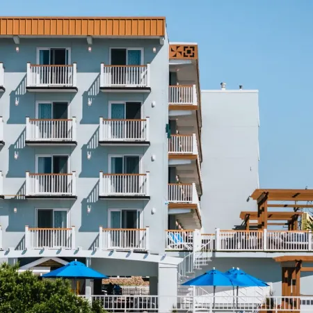 Mahalo Diamond Beach Resort