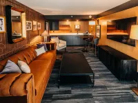The Trail Hotel - bar