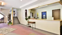 Petit Hotel Iris - Homestays
