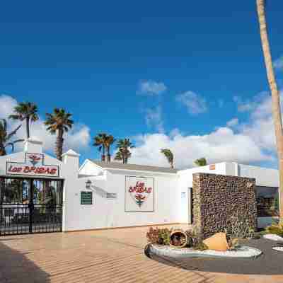 Ona Las Brisas Hotel Exterior