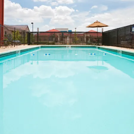 Holiday Inn Express & Suites PLANO WEST – FRISCO by IHG