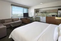 Element Vaughan Southwest - Pet-friendly