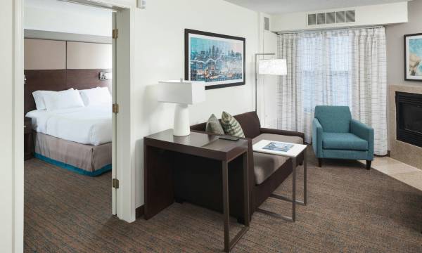 Residence Inn Kansas City Country Club Plaza