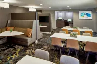 Residence Inn by Marriott Atlanta Airport North/Virginia Avenue - Aamiainen