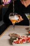 Hilton Geneva Hotel and Conference Centre - bars