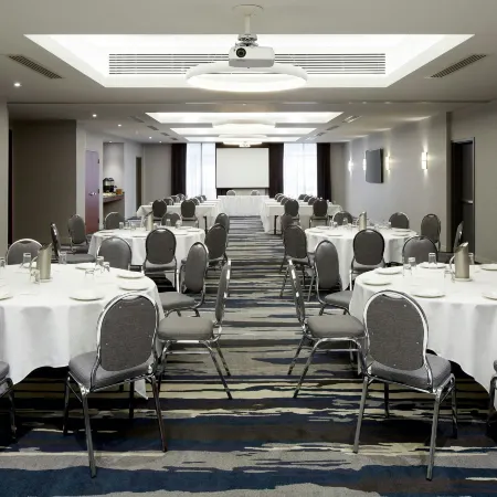 Fairfield Inn & Suites Montreal Airport