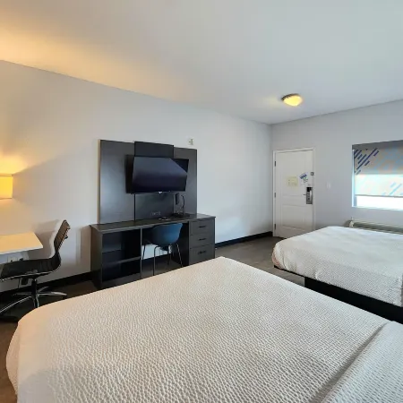 Days Inn & Suites by Wyndham Gonzales TX