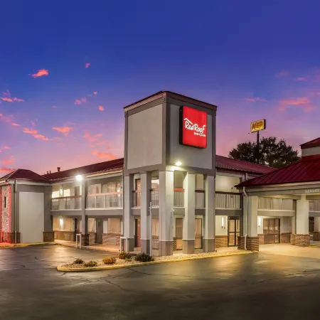 Red Roof Inn & Suites Athens, Al